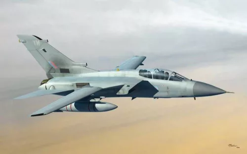 HobbyBoss 80355 Panavia Tornado ADV repülőgép makett (1/48)