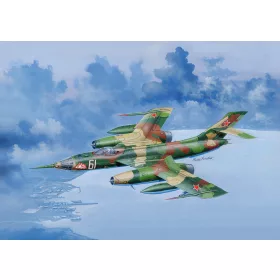   HobbyBoss 81768 Russian Yak-28PP Brewer-E repülőgép makett (1/48)