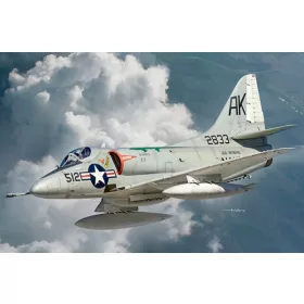   HobbyBoss 81790 Douglas A-4B Skyhawk repülőgép makett (1/48)
