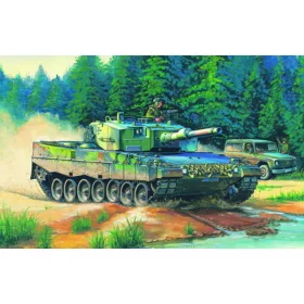   HobbyBoss 82401 German Leopard 2 A4 tank harcjármű makett (1/35)