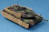 HobbyBoss 82458 Leopard 2A6M CAN harcjármű makett (1/35)