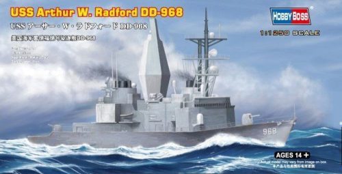 HobbyBoss 82505 USS Arthur W. Radford DD-968 Hajó makett (1/1250)