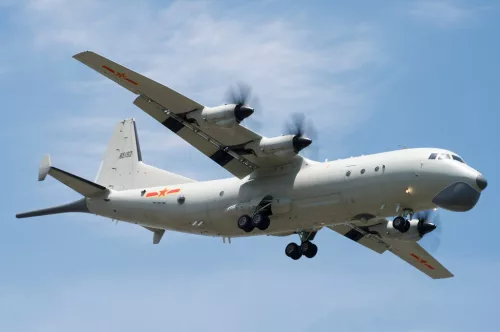 HobbyBoss 83905 Chinese GX-6 repülőgép makett (1/144)