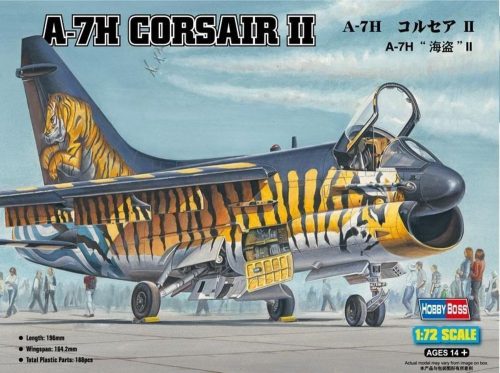 HobbyBoss 87206 A-7H Corsiar II repülőgép makett (1/72)