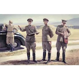 ICM 35612 Soviet Staff Personnel (1943-1945) (1/35)
