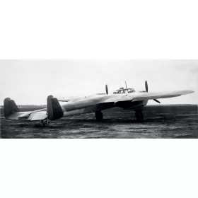 ICM 72305 Do 215B-4 WWII Reconnaissance Plane (1/72)