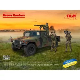 ICM DS3531 Drone Hunters (1/35)