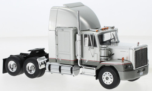 IXO 264303 GMC General SBFA silver, metallic grey 1988 (IXOTR166.22) (1:43)