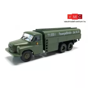   Igra Model 66817005 Tatra 148 katonai üzemanyagszállító teherautó - NVA/DDR (H0)