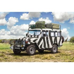 Italeri 3681 Toyota Safari (1/24) autó makett