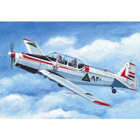KPM0155 Zlin Z-526F „Trenér“ repülőgép makett 1/72