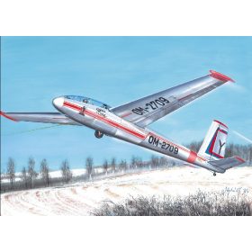 KPM0157 Let L-13 „Blaník“ repülőgép makett 1/72