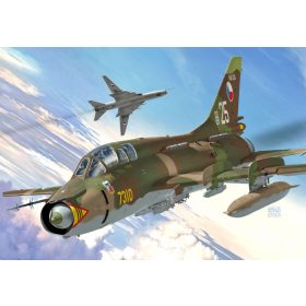   KPM0207 Suchoj Su-22UM „Warsaw Pact“ repülőgép makett 1/72