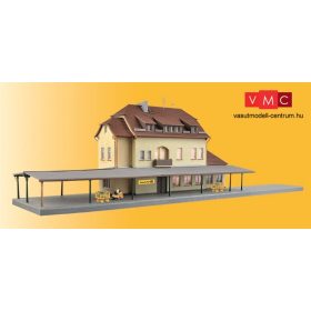 Kibri 39334 Vasúti postaépület, LED házvilágítással (H0)