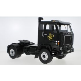  MCG 18217 Volvo F88 nyergesvontató 1977, John Player Special, fekete (245209) (1:18)
