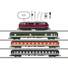   Märklin 81873 Analóg kezdőkészlet: Dízelmozdony BR 218, Pop-Zug személyvonattal, ovál pálya, DB (E4) (Z) - 50 Jahre mini-Club