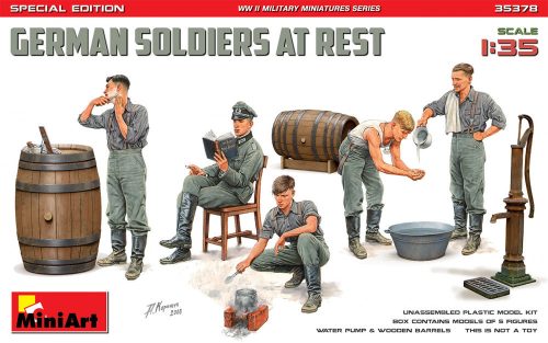 MiniArt 35378 German Soldiers At Rest. Special Edition (1/35) Katonai figura makett