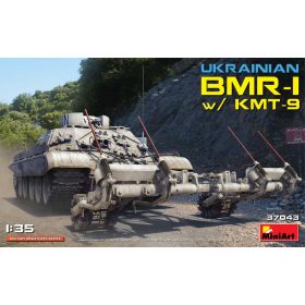   MiniArt 37043 Ukrainian BMR-1 w/KMT-9 (1/35) Harcjármű makett