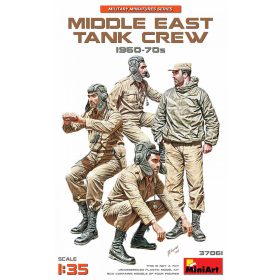   MiniArt 37061 Middle East Tank Crew 1960-70s (1/35) Katonai figura makett