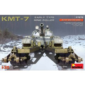   MiniArt 37070 KMT-7 Early Type Mine-Roller (1/35) Harcjármű makett