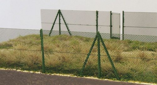 Model Scene 48130 Chain fence 2m 1:72/1:87 - Dróthálós kerítés (H0)