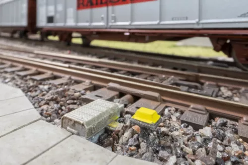 Noch 13608 Pálya melletti jelfogó-mágnes imitáció (12 db - 4 különböző típus), 3D minis (H0)