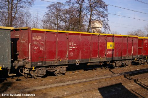 Piko 27733 Nyitott négytengelyes teherkocsi, Eas, Rail Polska (E6) (H0)