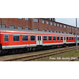   Piko 28008 Személykocsi, négytengelyes Halberstadt típus, 2. osztály, közlekedésvörös, DB-AG (E5) (H0)