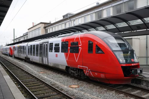 Piko 52077 Dízel motorvonat Desiro Saarlandbahn, DB-AG (E6) (H0)