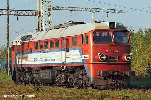 Piko 52107 Dízelmozdony ST44, PKP Cargo (E5) (H0)