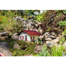 Pola 331053 Hegyi ház (G)