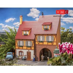 Pola 331076 Városkapu - Schwabentor, felezett épület (G)