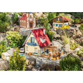 Pola 331084 Családi ház pergolával (G)