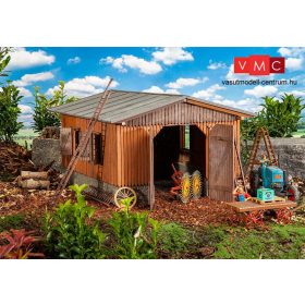 Pola 331724 Pajtaépület, sok kiegészítővel (G)