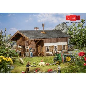 Pola 331785 Alpesi parasztudvar (G)