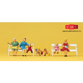Preiser 10051 Anyukák gyerekeikkel a padokon (H0)