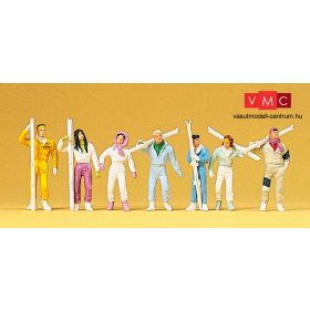 Preiser 10316 Síelők, álló (H0)