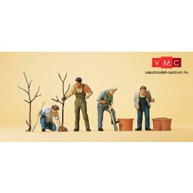 Preiser 10466 Faültetésnél (H0)