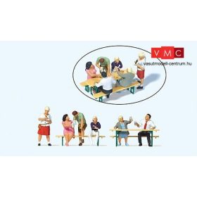 Preiser 10700 A sörkertben I. (H0)