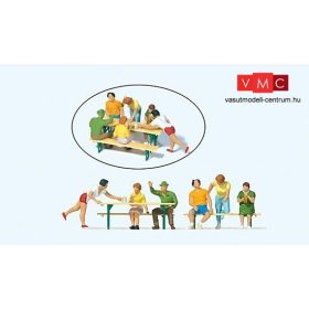 Preiser 10702 A sörkertben II. (H0)