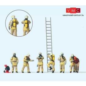   Preiser 10774 Tűzoltók bevetés közben, modern bézs egyenruhában, légzőpalackokkal (H0)