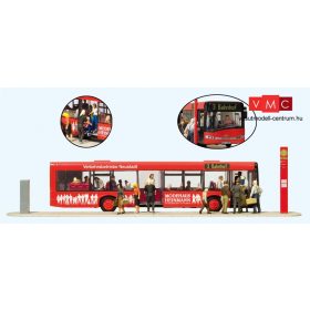   Preiser 13009 Városi buszmegálló - Solaris Urbino (Neustadt), utasokkal (H0)