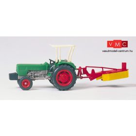   Preiser 17930 Deutz D6206 mezőgazdasági traktor, forgó/vágó adapterrel (H0)