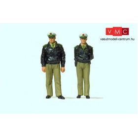 Preiser 63100 Álló rendőrők, zöld egyenruhában (1:32)