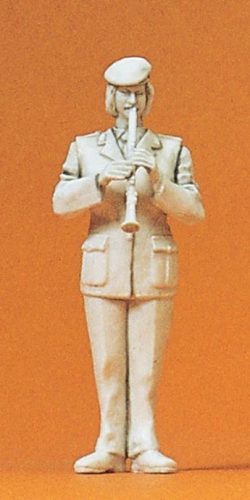 Preiser 64367 Female Clarinetist in the Military Band 1/35 figura makett