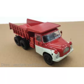   Premium ClassiXXs PCL47140 Tatra T138S1 billencs, piros/fehér (254612) 1:43