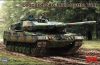 RFM5065 German Leopard 2A6 Main Battle Tank w/ workable track links 1/35 harckocsi makett