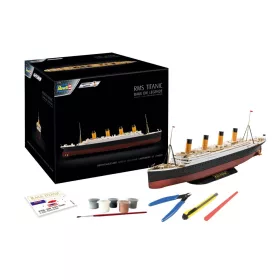   Revell 1038 Adventi naptár RMS Titanic (01038) hajó makett (1/600)