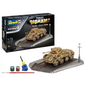   Revell 3298 First Diorama Set - Sd. Kfz. 234/2 Puma 1/76 (03298) harcjármű makett