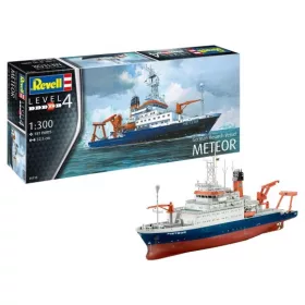   Revell 5218 German Research Vessel Meteor 1/300 (05218) hajó makett